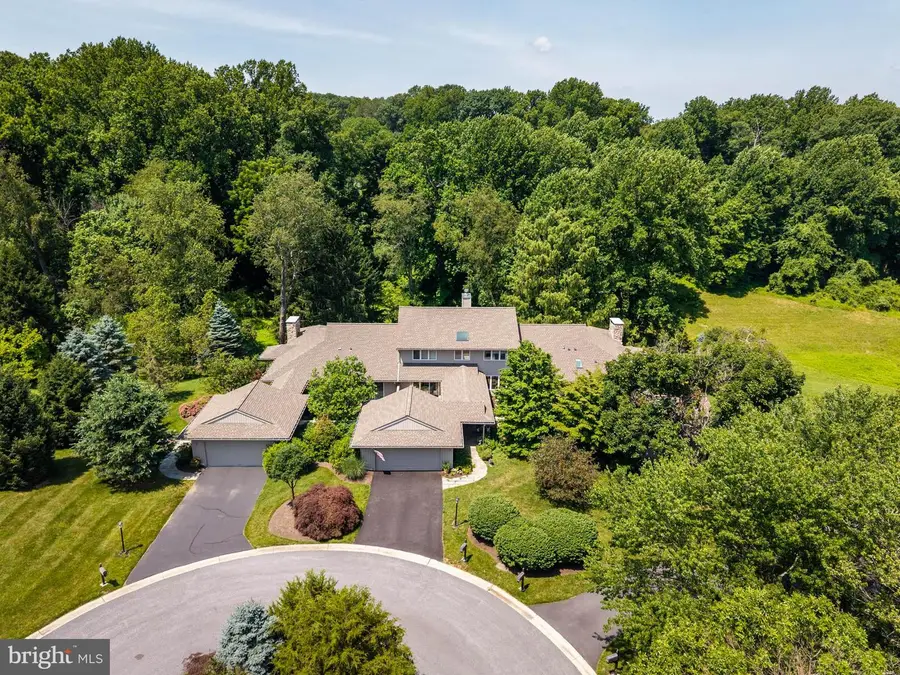 8 Tullamore Dr, West Chester, PA 19382 - #3