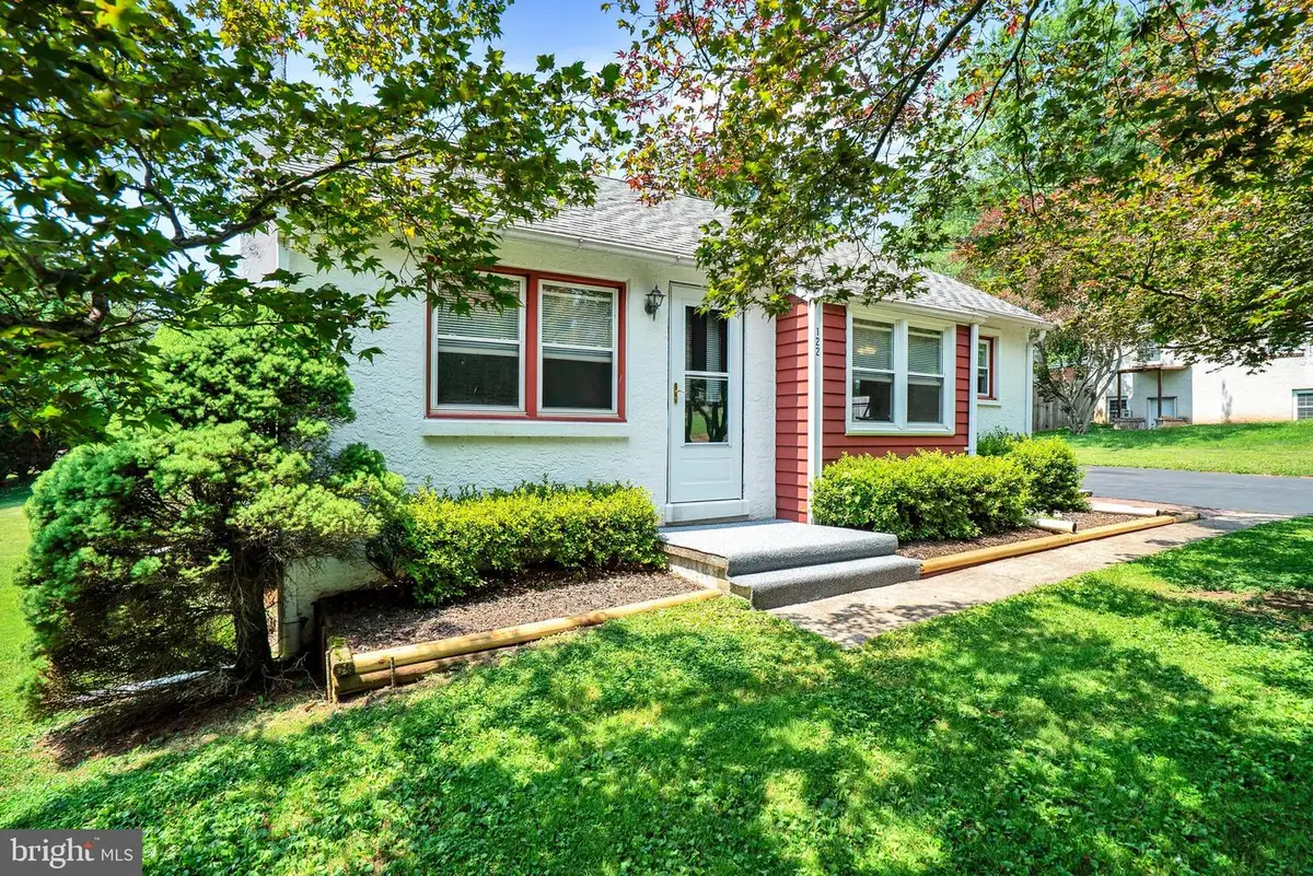 122 Zieber Rd, Spring City, PA 19475 - #1