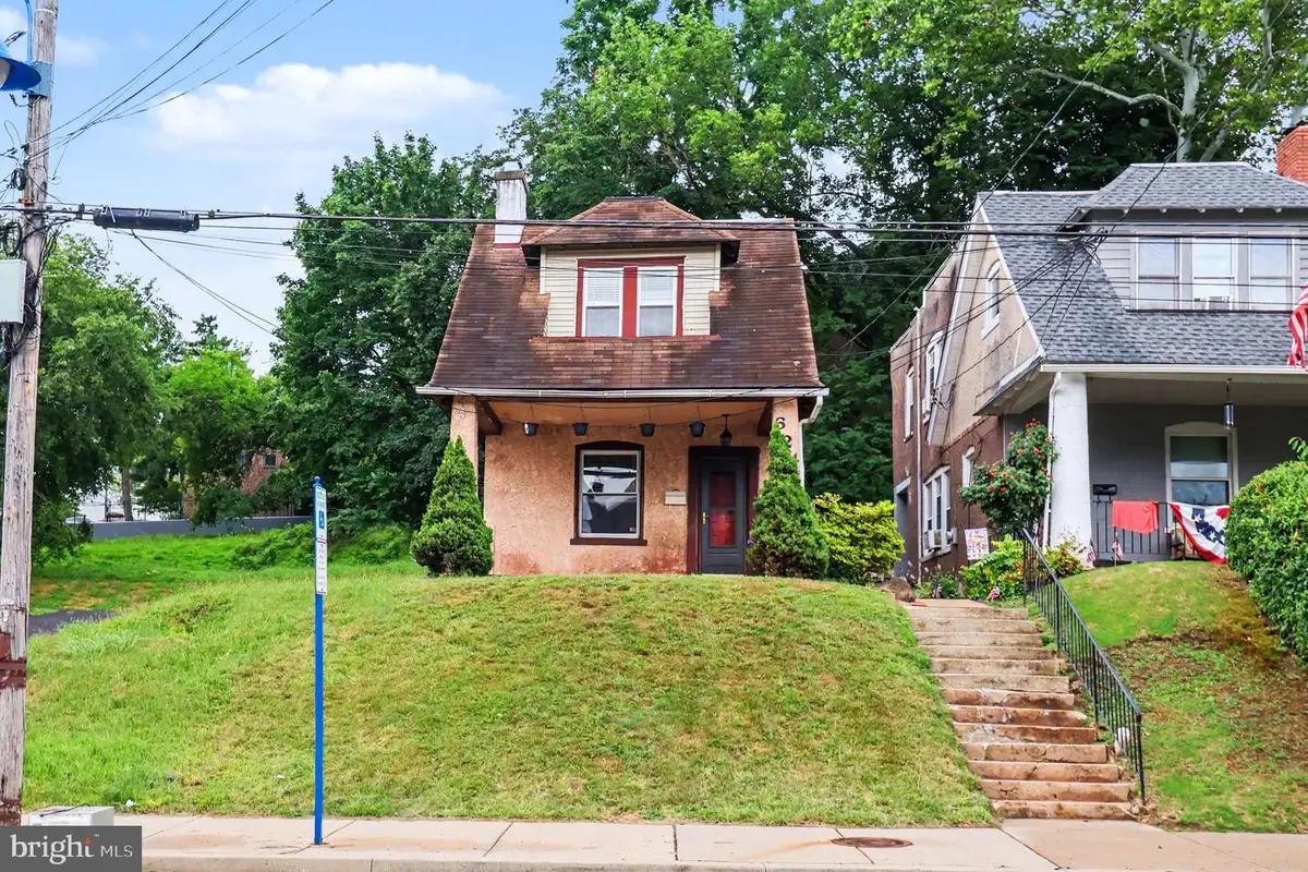 624 Bridge St, Phoenixville, PA 19460 - #1