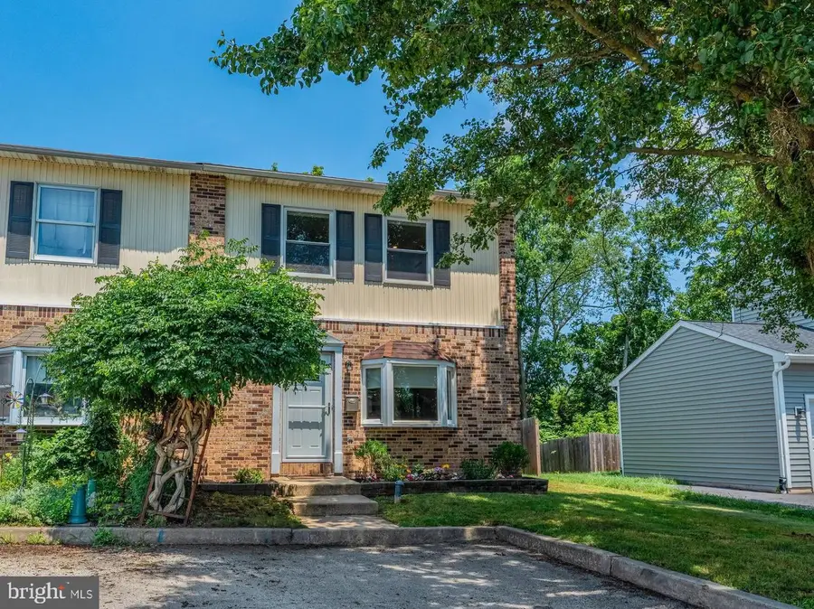 43 Evergreen Ln, Phoenixville, PA 19460 - #2