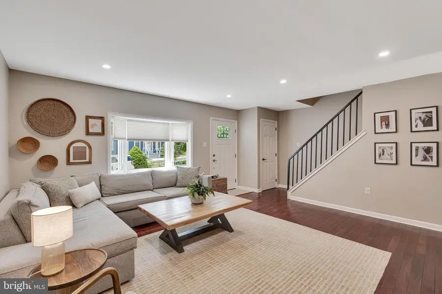 43 Evergreen Ln, Phoenixville, PA 19460 - #3