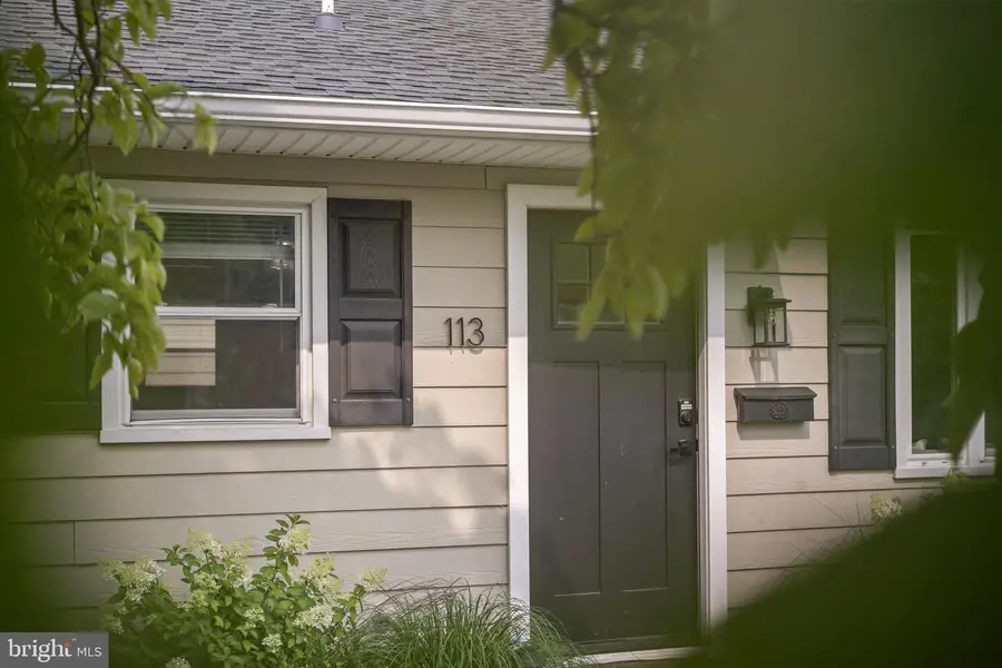 113 Manor Rd, Paoli, PA 19301 - #2