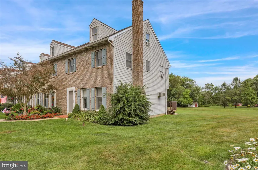 447 Cahill Cir, Honey Brook, PA 19344 - #2
