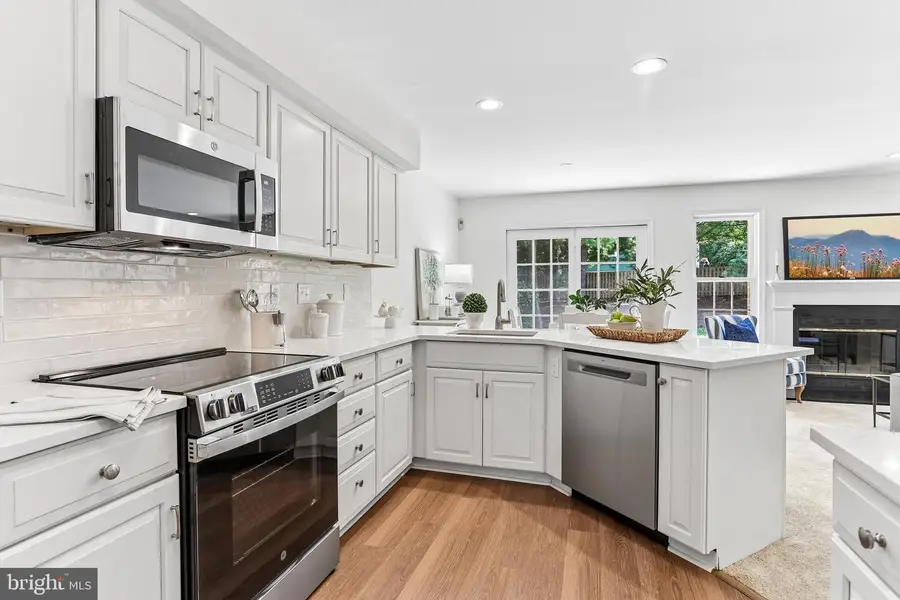 103 Brighton Cir, Devon, PA 19333 - #2
