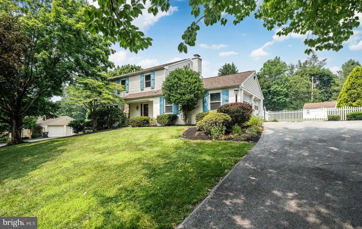 15 Crestview Rd, Phoenixville, PA 19460 - #1