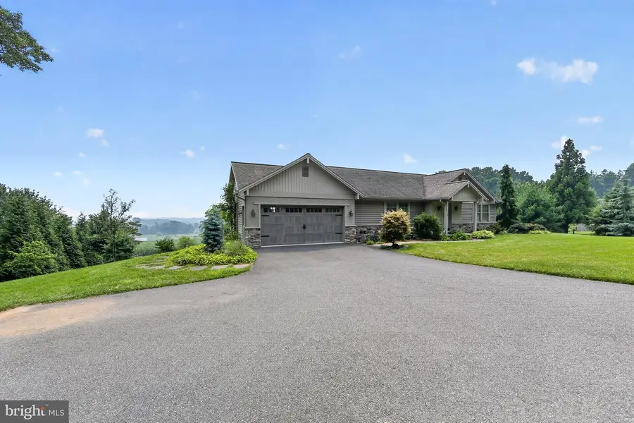 1720 Reservoir Rd, Honey Brook, PA 19344 - #2