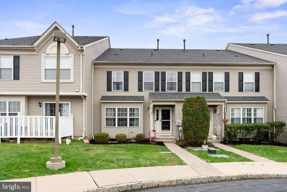 1102 Cherry Wood Ct #1102, Phoenixville, PA 19460 - #1