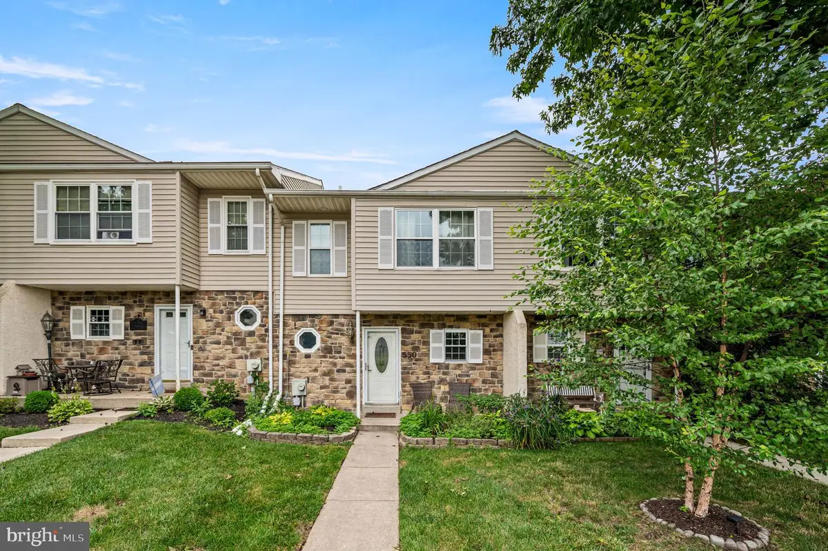 550 Lancaster Ct, Downingtown, PA 19335 - #1