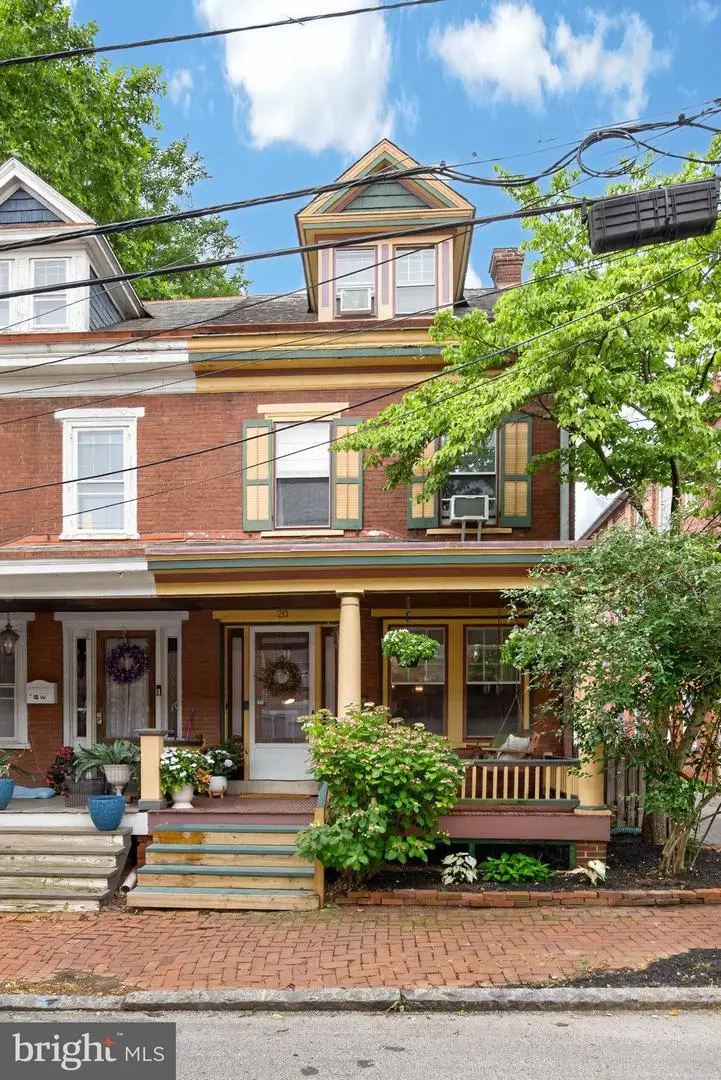 20 W Barnard St, West Chester, PA 19382 - #1