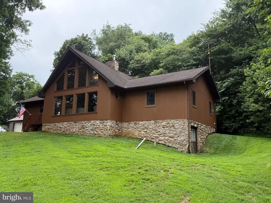 946 Street Rd, Oxford, PA 19363 - #3