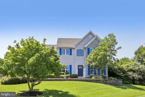 45 Flintlock Cir, WEST GROVE, PA 19390