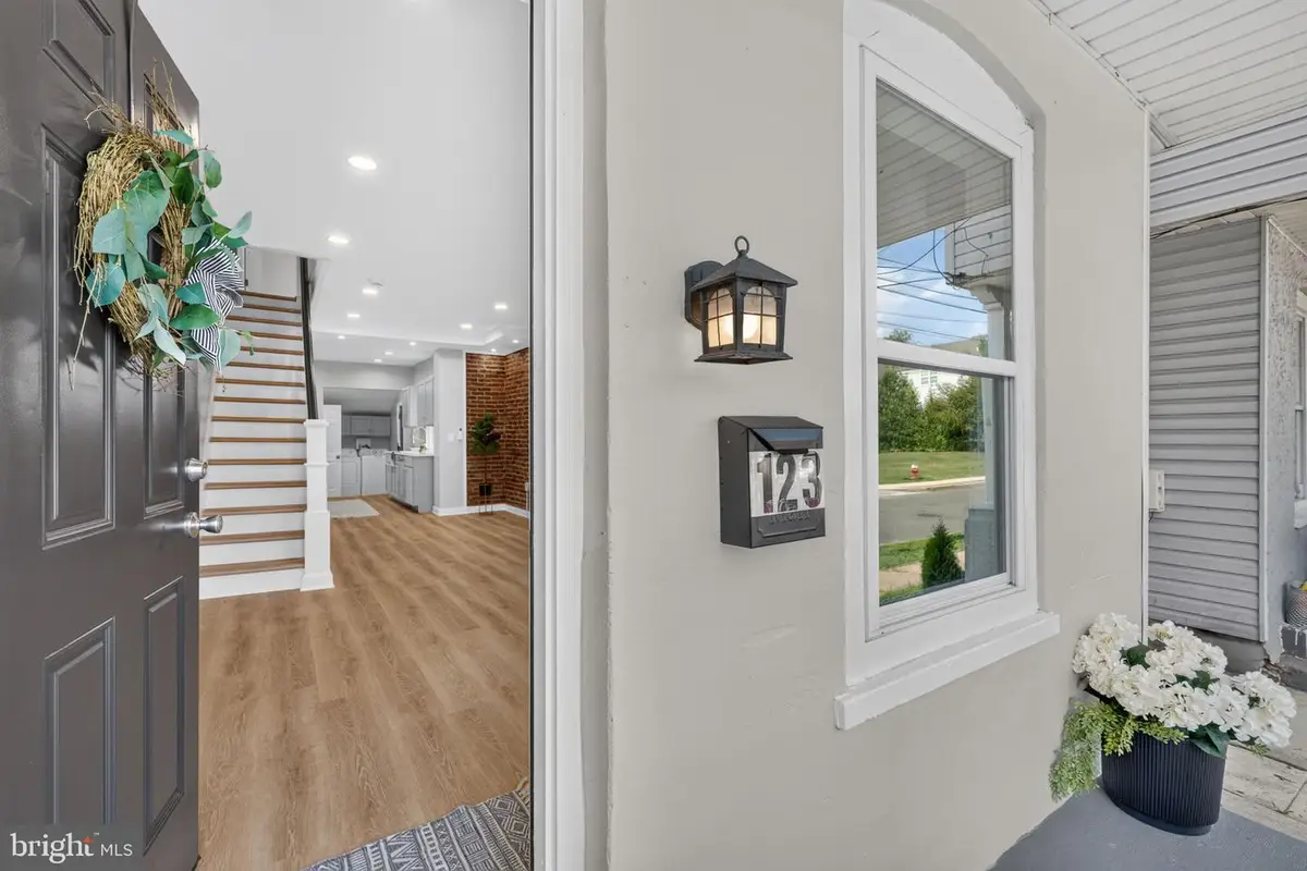 123 Jefferson Ave, Downingtown, PA 19335 - #1