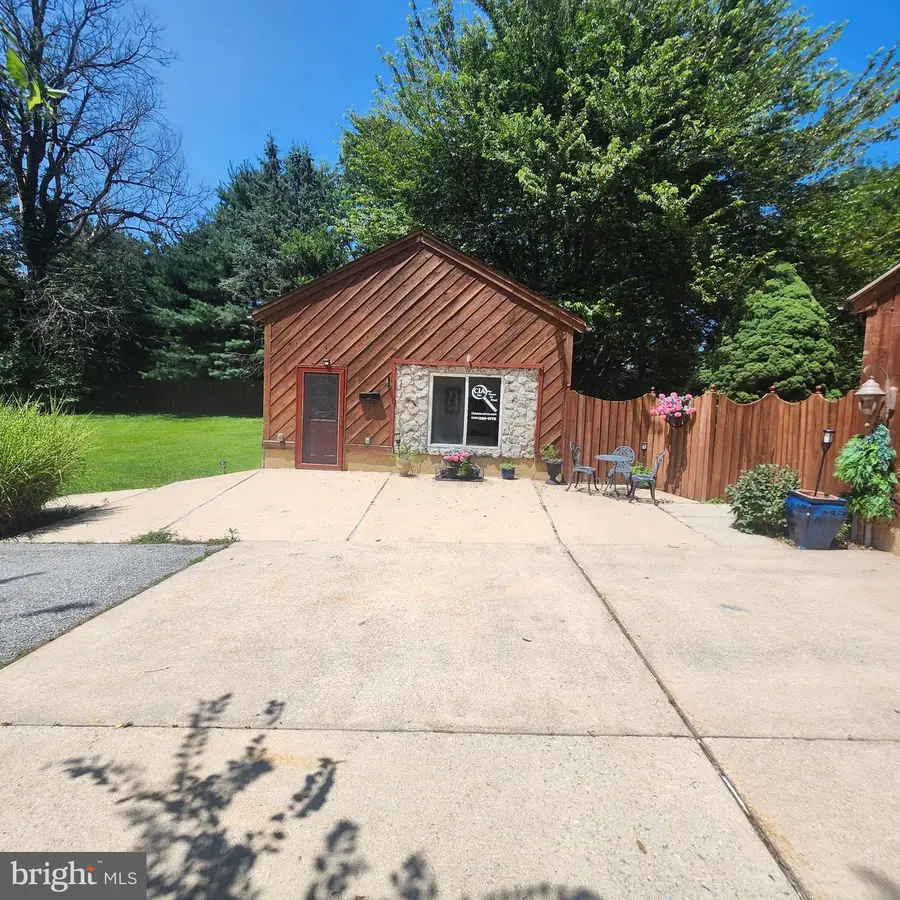 962 E Baltimore Pike, Kennett Square, PA 19348 - #2