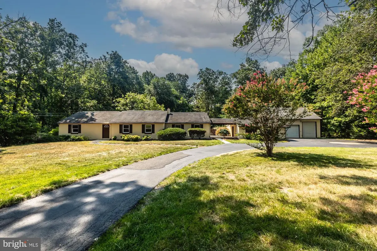 118 Oak Ln, Coatesville, PA 19320 - #1