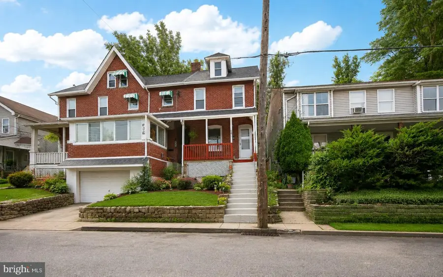 605 Coates St, Coatesville, PA 19320 - #2