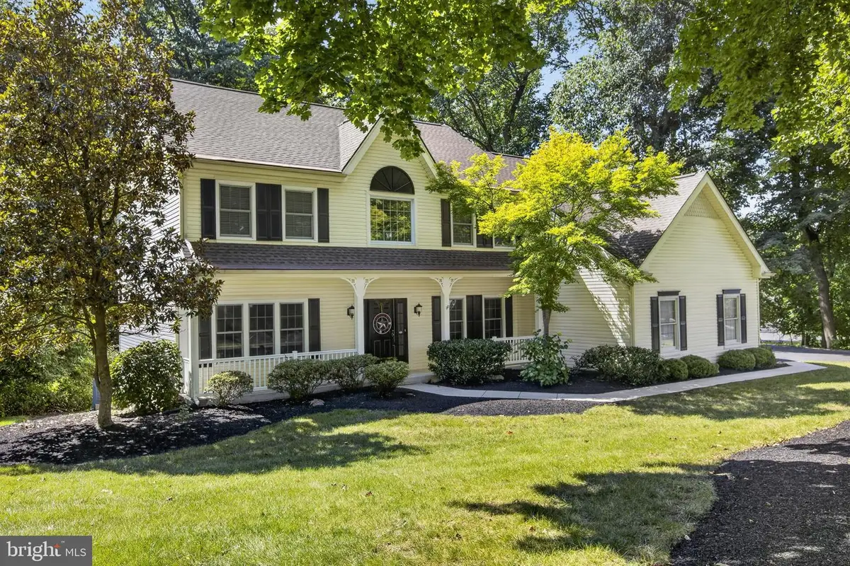 11 Sullivan Chase Dr, Avondale, PA 19311 - #1