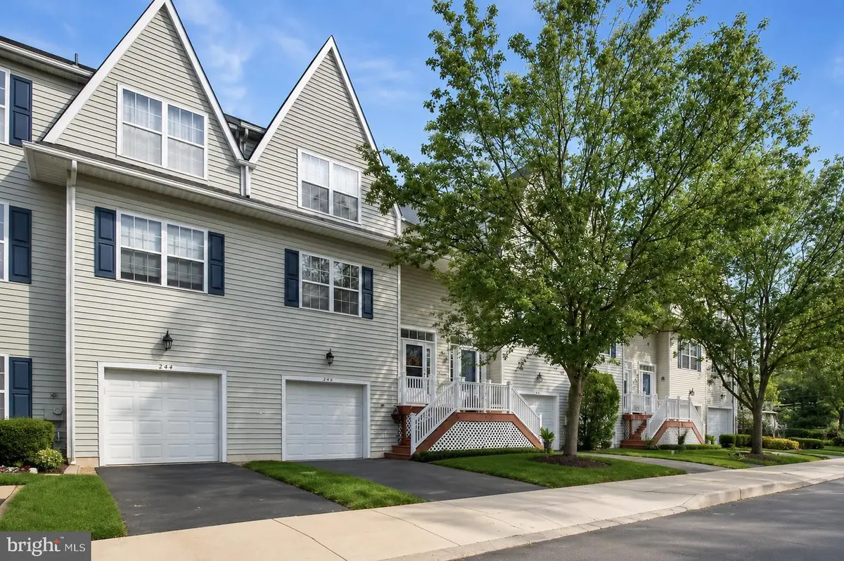 246 Roosevelt Ave, Downingtown, PA 19335 - #1