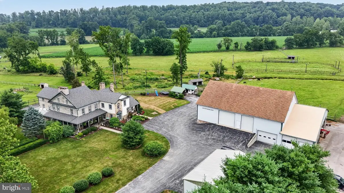 1505 W Kings Hwy, Gap, PA 17527 - #1