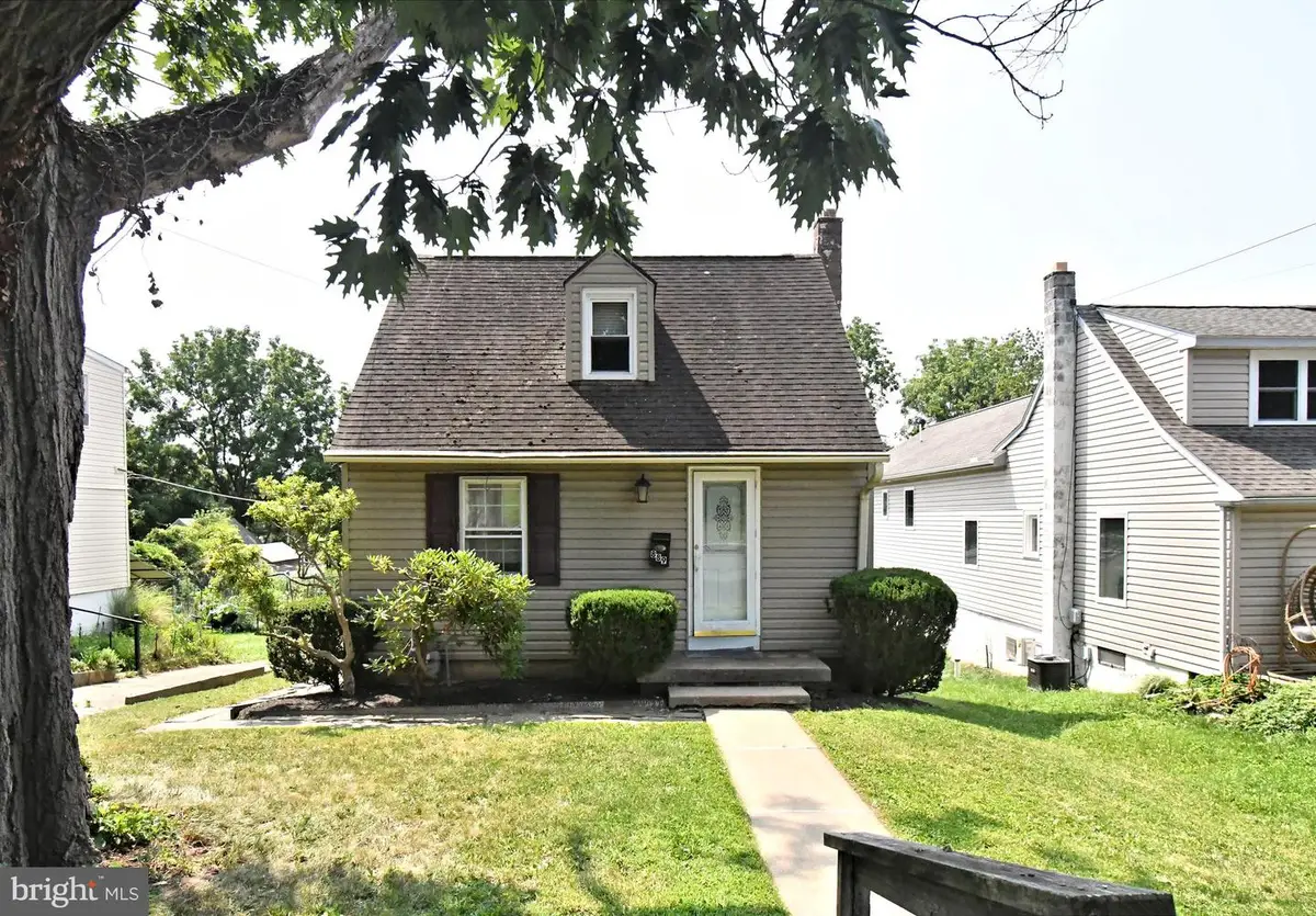 889 Old Lancaster Rd, Berwyn, PA 19312 - #1