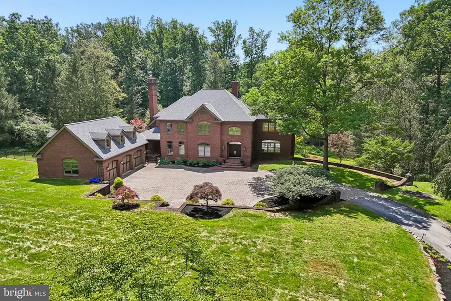 15 Old Covered Bridge Rd, Newtown Square, PA 19073 - #2