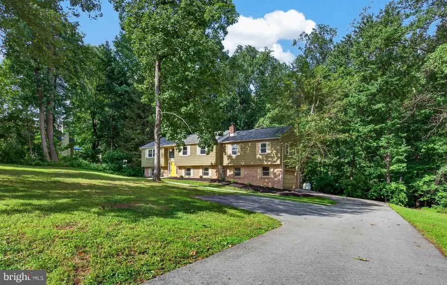 90 Schoolhouse Ln, Coatesville, PA 19320 - #2