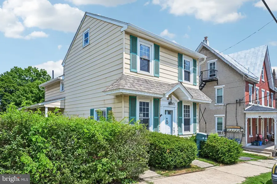 171 Chestnut St, Spring City, PA 19475 - #3