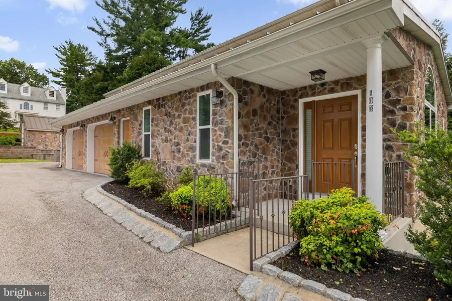 103 Erika Ln, Wayne, PA 19087 - #3
