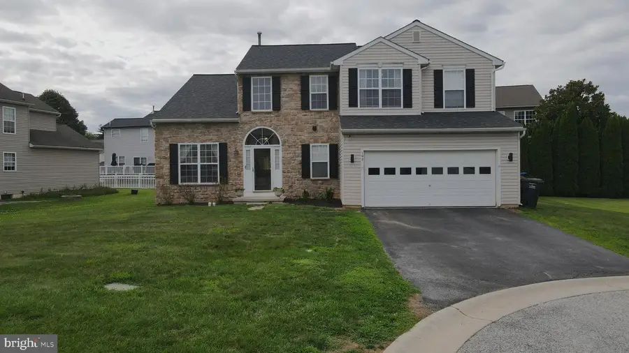 102 S Inverness Way, Coatesville, PA 19320 - #2