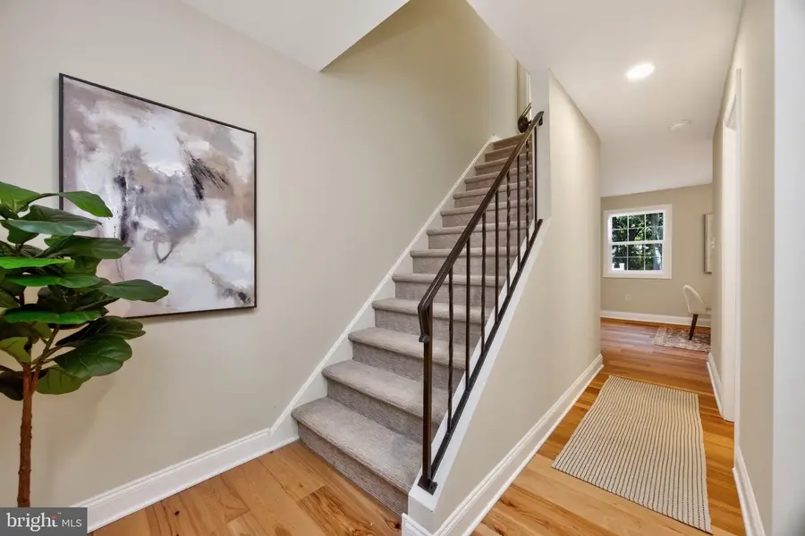 127 Governors Cir, Downingtown, PA 19335 - #2