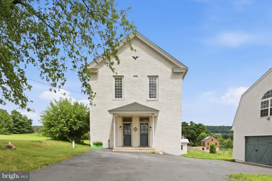 845 White School Rd, Honey Brook, PA 19344 - #2