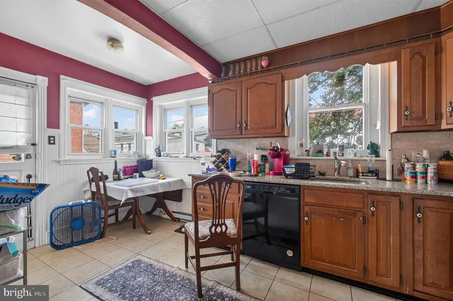 155 Washington Ave, Phoenixville, PA 19460 - #3
