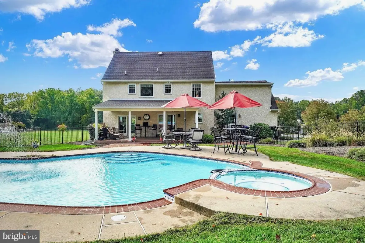 135 Chelsey Dr, Coatesville, PA 19320 - #1