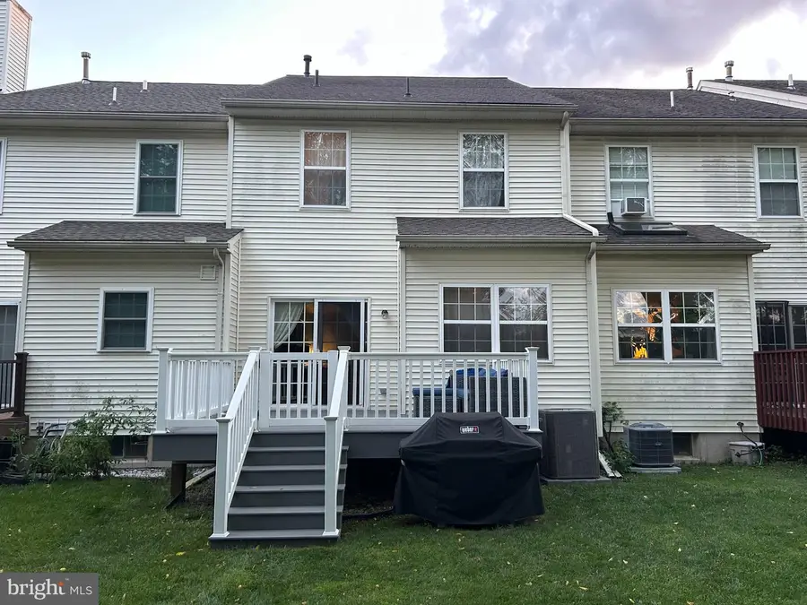 582 Cork Cir, West Chester, PA 19380 - #2