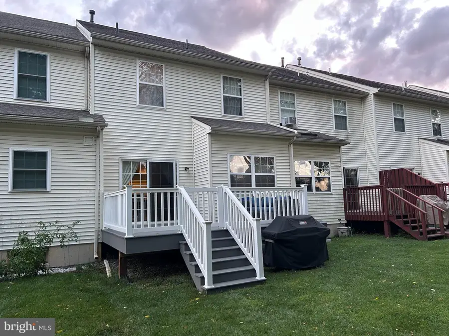 582 Cork Cir, West Chester, PA 19380 - #3