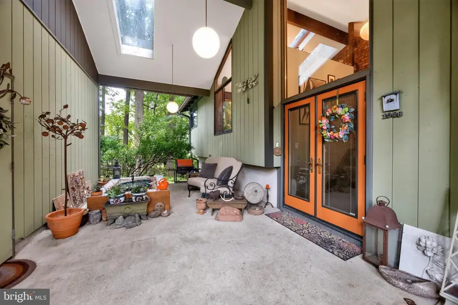 1048 Beaumont Rd, Berwyn, PA 19312 - #2