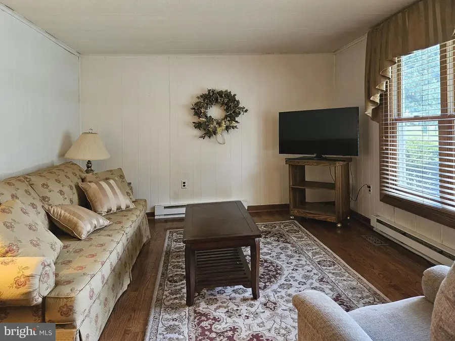 182 Seltzer Ave, Coatesville, PA 19320 - #3