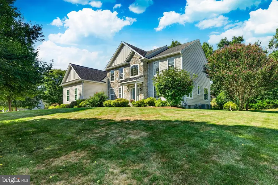 328 Creek Crossing Ln, Chester Springs, PA 19425 - #2