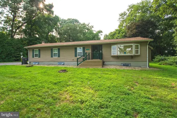 330 Brick Rd, OXFORD, PA 19363