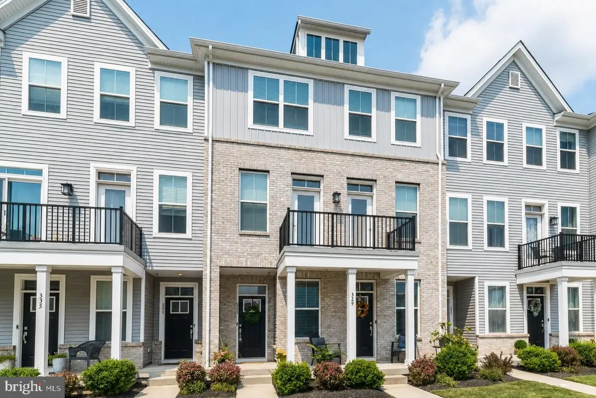 331 Foundry St, Phoenixville, PA 19460 - #1