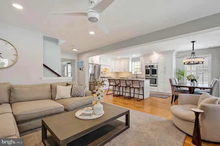 521 Rhoades St, Phoenixville, PA 19460 - #2