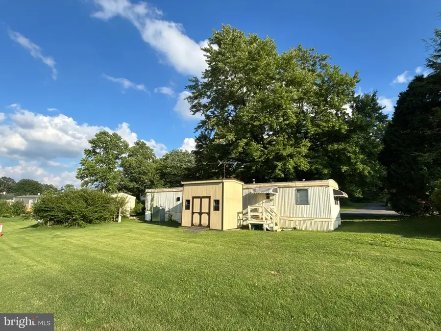 105 Azalea Cir., Honey Brook, PA 19344 - #2
