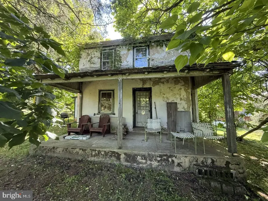 358 Lewis Mills Rd, Honey Brook, PA 19344 - #2