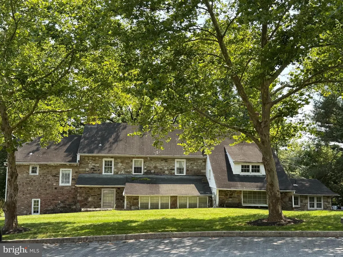 1500 Meadow Hunt Ln, Newtown Square, PA 19073 - #1