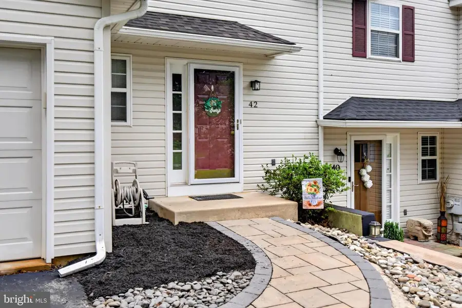 42 Pinckney Dr, Coatesville, PA 19320 - #3