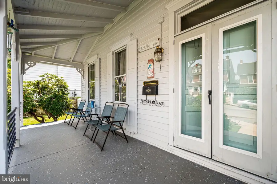 114 Chester Ave, Coatesville, PA 19320 - #3