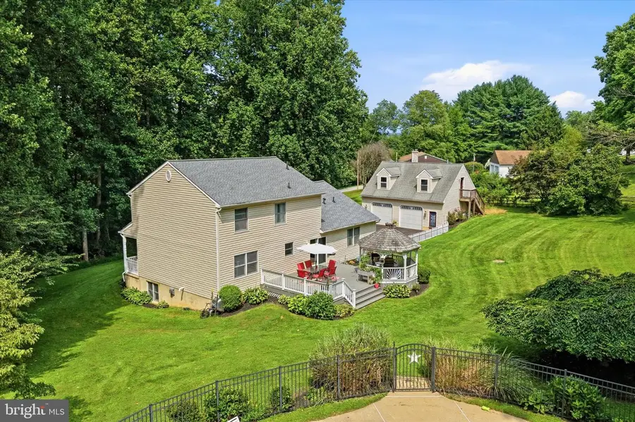 1126 Yankee Dr, Downingtown, PA 19335 - #2