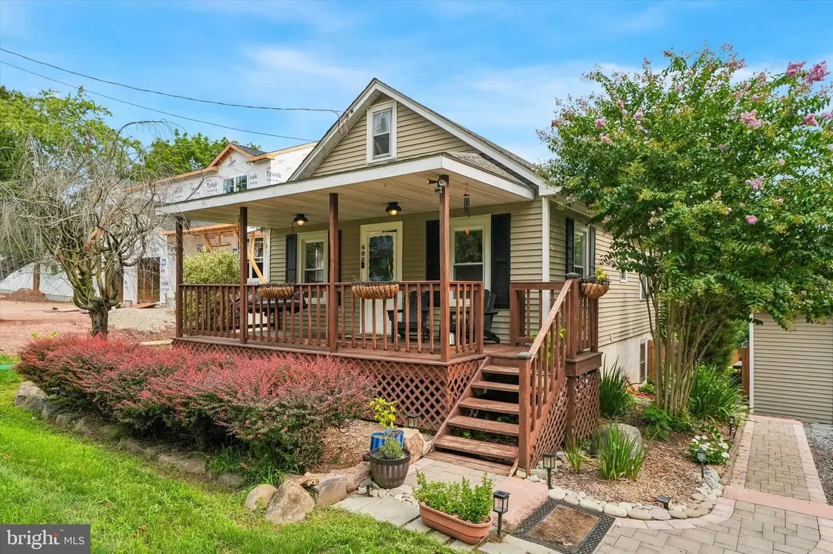 405 S Church St, Spring City, PA 19475 - #1