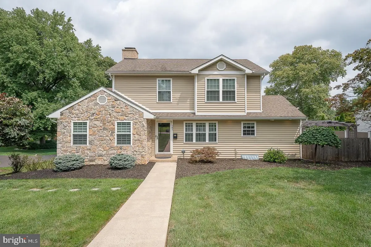 101 Dalton Rd, Paoli, PA 19301 - #1