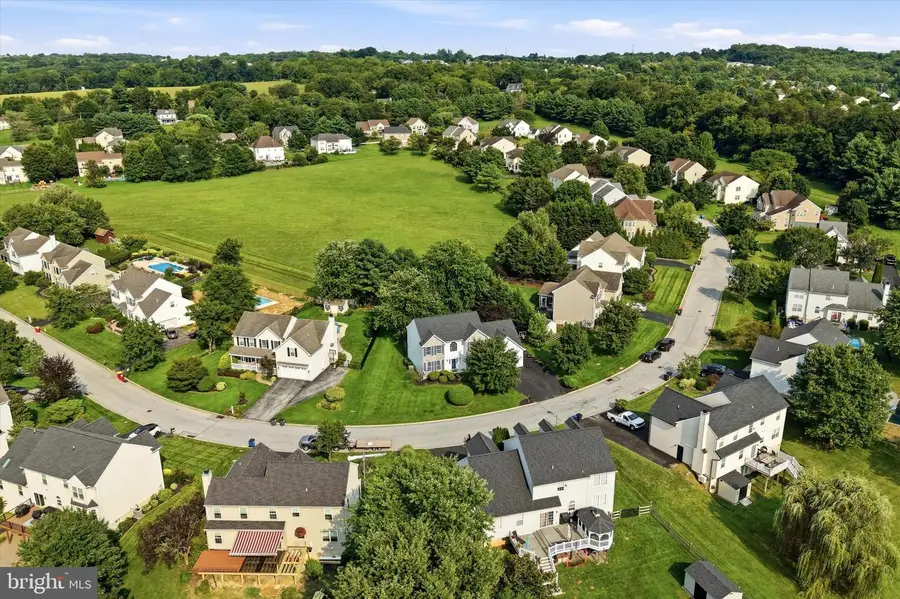 37 Mystery Rose Ln, West Grove, PA 19390 - #2