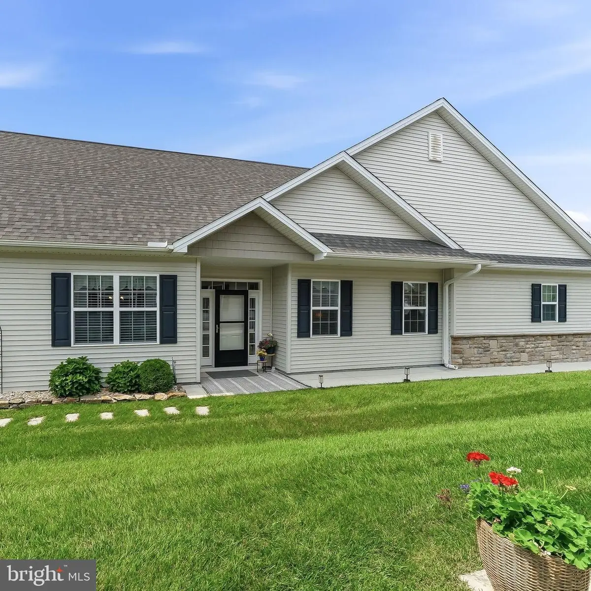 143 Rose View Dr, West Grove, PA 19390 - #1